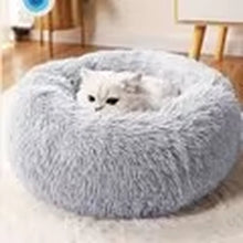 Plush Calming Cat Bed – Soft Warm Sleeping Nest for Cats & Small Dogs