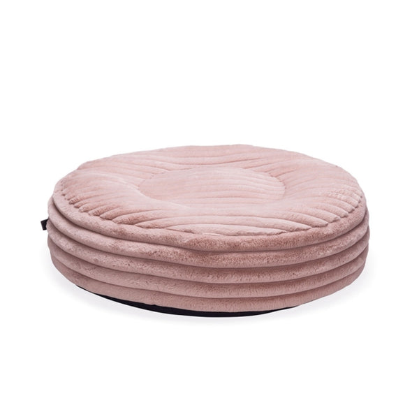Hundebett – Designed by Lotte Reza