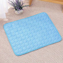 Summer Cooling Mat for Dogs & Cats – Breathable Washable Pet Cooling Pad