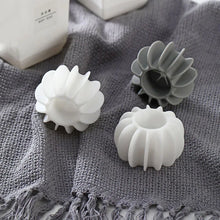 Reusable Silicone Laundry Ball for Pet Hair Removal Clothes & Lint Hair Catcher for Washing Machines