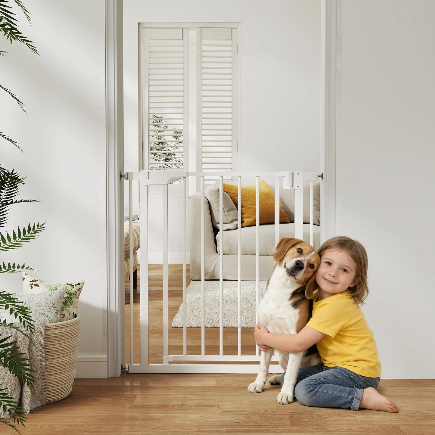 PawHut Pet Safety Gate, 76-82cm Wide Baby Stair Gate with Auto-Close