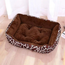 Autumn And Winter Warm Pet Dog Cat Universal Beds Soft Cushion Couch Bed for for Small Medium Dog Plush Cozy Puppy Nest Mat Pad